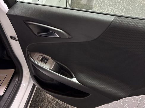 Used 2025 Chevrolet Malibu LT image 24