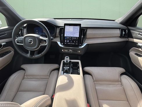 Used 2025 Volvo XC90 T8 Ultra image 47