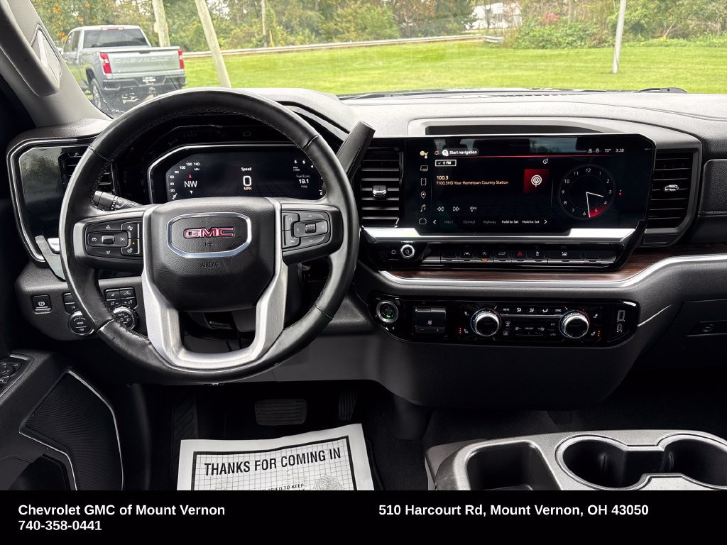 Used 2025 GMC Sierra 1500 SLT AWD/4WD image 16