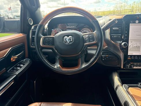 Used 2022 RAM 2500 Limited AWD/4WD image 12