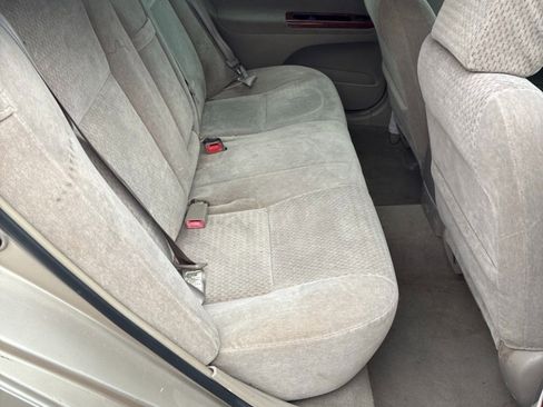 Used 2002 Toyota Camry LE image 10