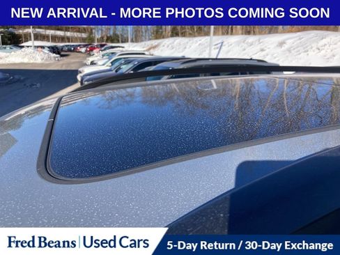 Used 2025 Volkswagen Atlas Peak Edition SE image 8