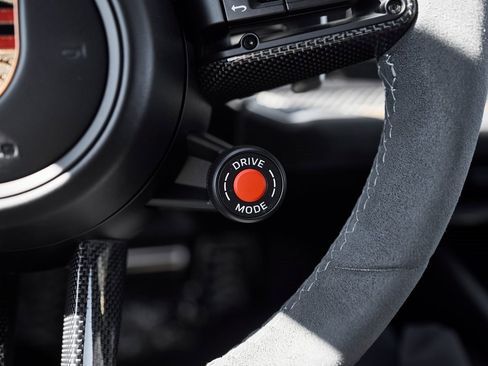 Used 2024 Porsche Cayenne Turbo GT image 63