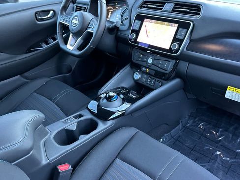 New 2025 Nissan Leaf SV Plus image 16