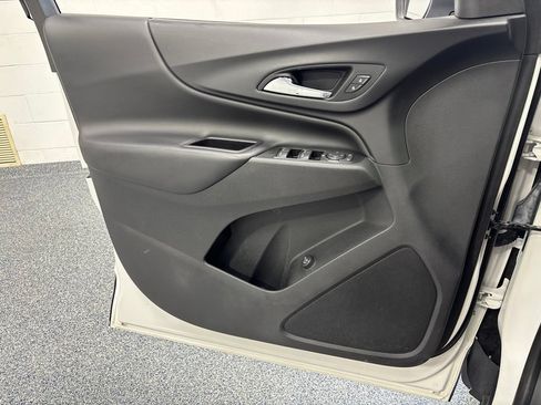 Used 2019 Chevrolet Equinox LT AWD/4WD image 27