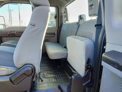 Used 2016 Ford F250 XL w/ Power Equipment Group image 16