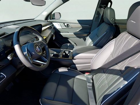 New 2026 Buick Enclave Avenir w/ Super Cruise Package image 7