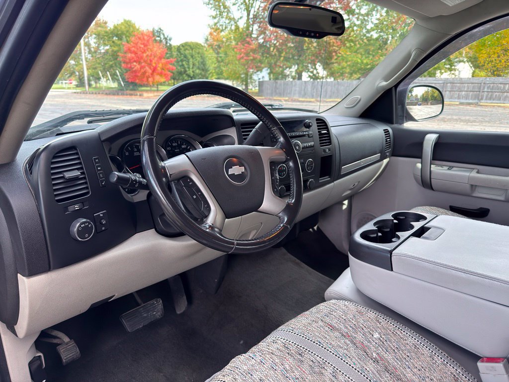 Used 2008 Chevrolet Silverado 1500 LT w/ Power Pack Plus AWD/4WD image 16