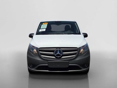 Used 2022 Mercedes-Benz Metris image 9