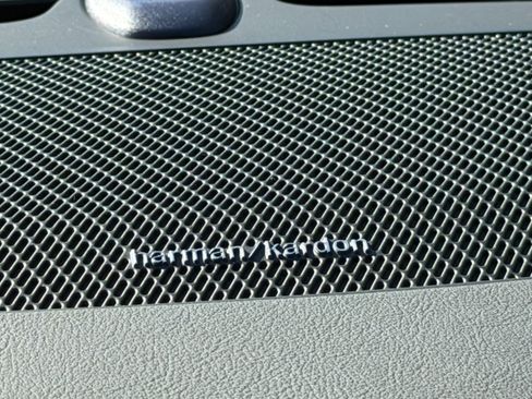 New 2026 Volvo XC90 B6 Plus w/ Protection Package Premier image 15