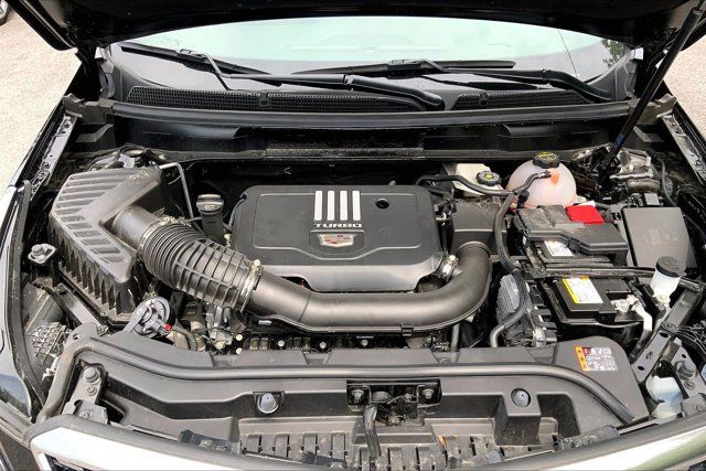 Used 2025 Cadillac XT5 Luxury w/ LPO, Floor Liner Package AWD/4WD image 9