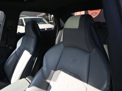 Used 2019 Audi S4 Premium Plus w/ Premium Plus Package image 23