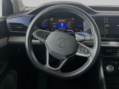 Used 2023 Volkswagen Taos SE w/ Panoramic Sunroof Package FWD image 17