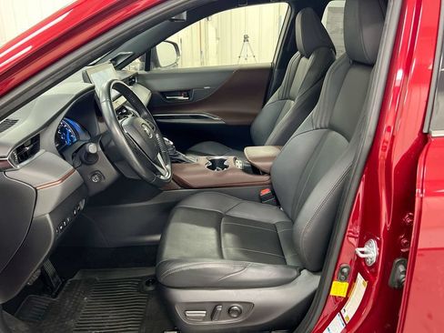 Used 2022 Toyota Venza Limited w/ Advanced Technology Package AWD/4WD image 20