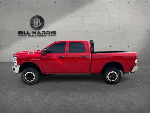 Used 2024 RAM 2500 Tradesman w/ Chrome Appearance Group AWD/4WD image 8