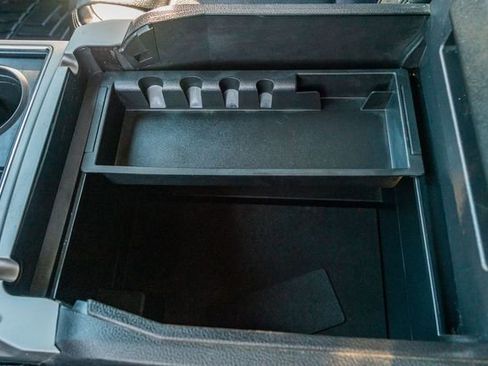 Used 2019 Ford F250 Lariat w/ Lariat Ultimate Package image 32