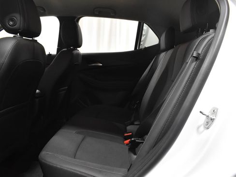 Used 2024 Buick Encore GX Preferred FWD image 9