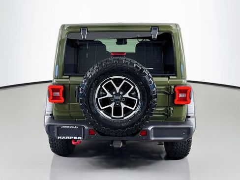 Used 2024 Jeep Wrangler Unlimited Rubicon w/ Technology Group AWD/4WD image 8