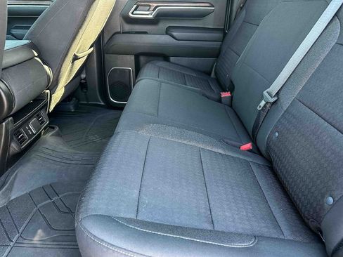 Used 2022 Chevrolet Silverado 1500 RST AWD/4WD image 17