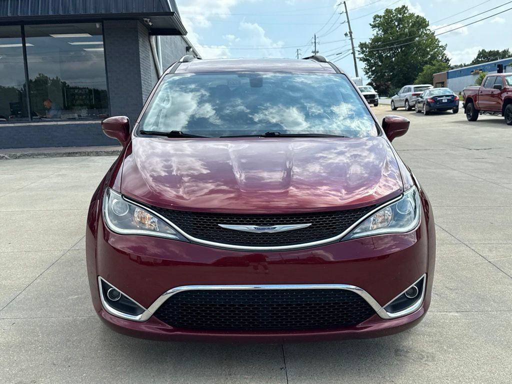 Used 2020 Chrysler Pacifica Touring-L Plus FWD image 22