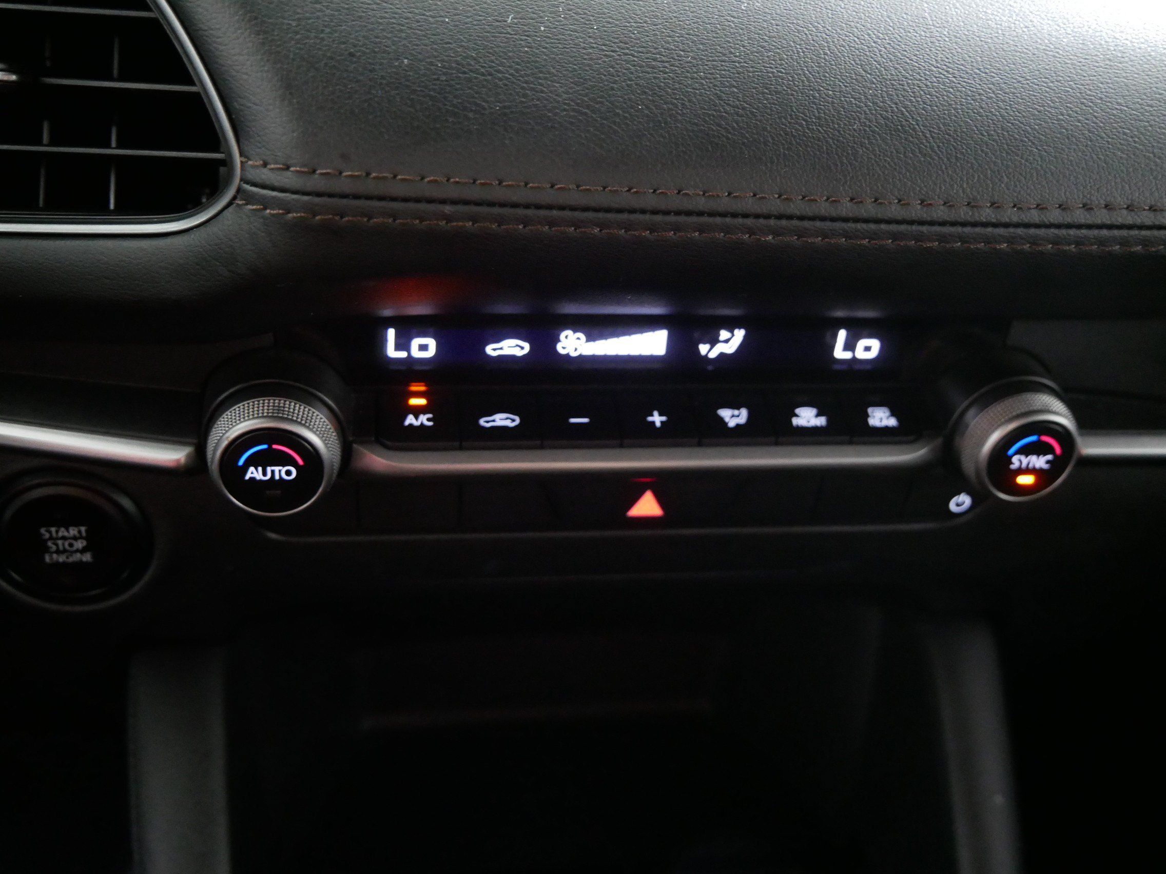 Used 2025 MAZDA MAZDA3 s Sport FWD image 23