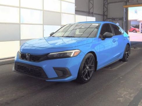Used 2022 Honda Civic Sport image 3