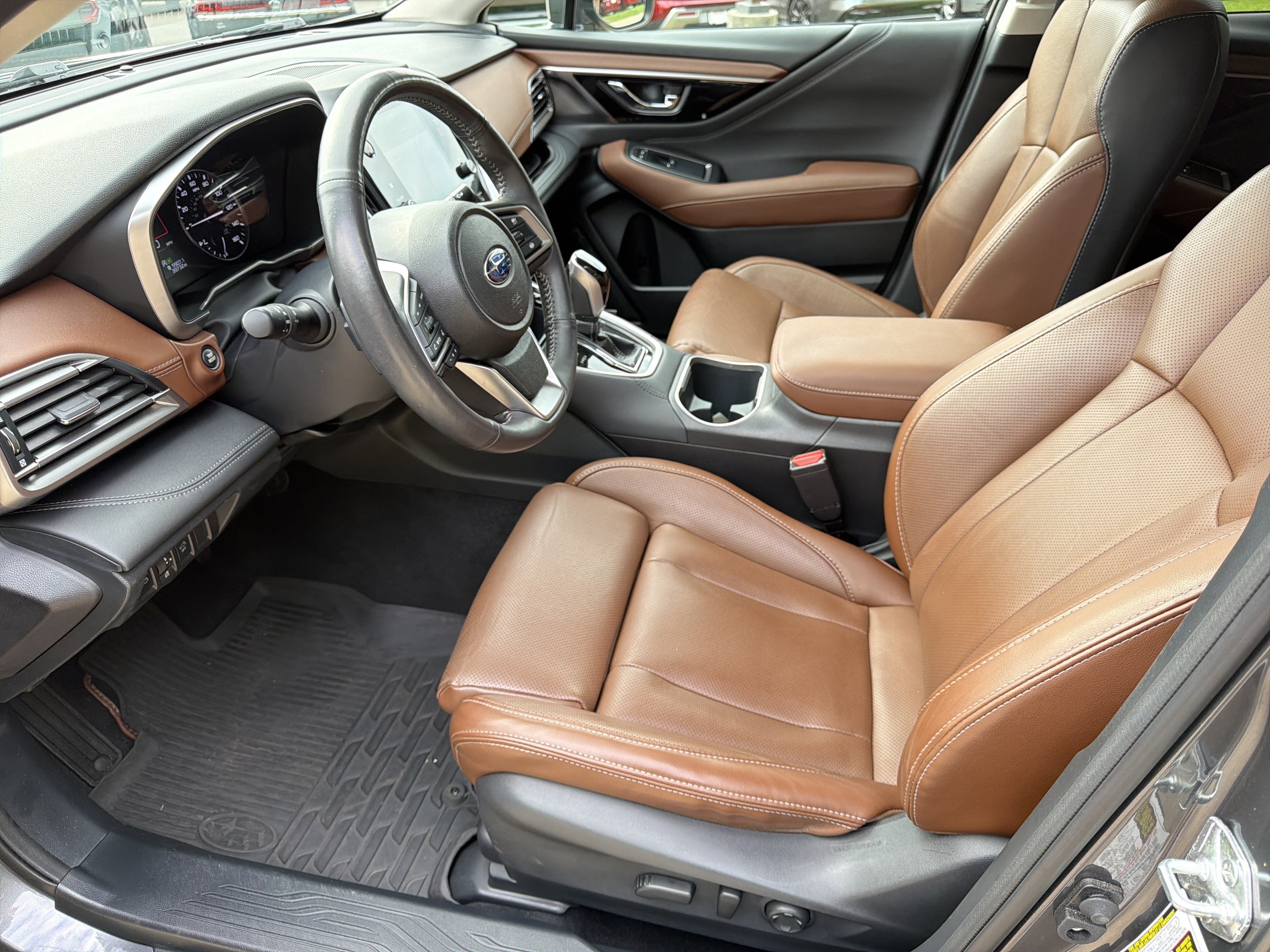 Used 2024 Subaru Outback Touring XT AWD/4WD image 8
