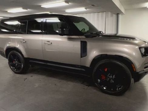 Used 2023 Land Rover Defender 130 X image 2