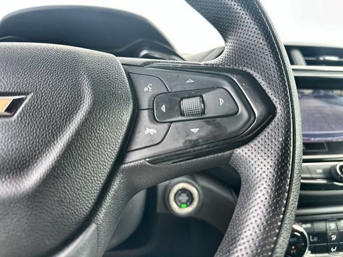 Used 2023 Chevrolet TrailBlazer LT w/ Convenience Package FWD image 32