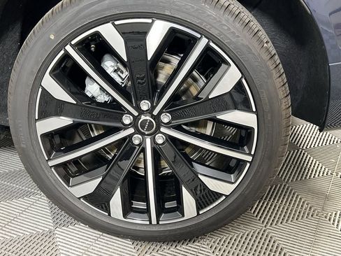 New 2026 Volvo XC60 T8 Ultra w/ Climate Package AWD/4WD image 16