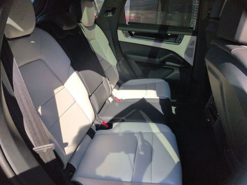 New 2026 Porsche Cayenne S image 25