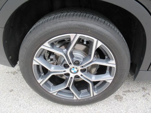 Used 2023 BMW X2 xDrive28i AWD/4WD image 8