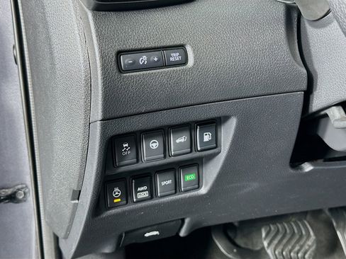 Used 2019 Nissan Rogue SL AWD/4WD image 40