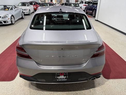 Used 2023 Genesis G70 2.0T image 13