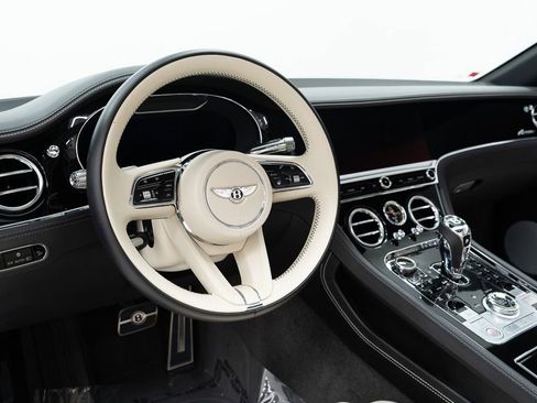 Used 2023 Bentley Continental GT Azure image 20