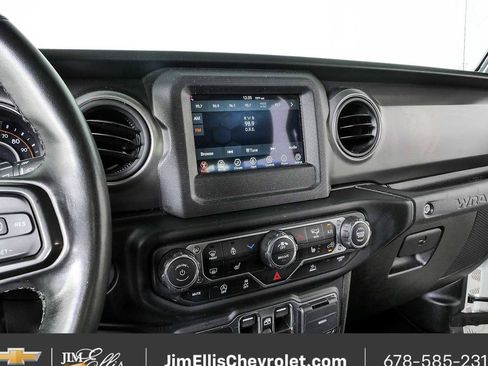 Used 2023 Jeep Wrangler Unlimited Sport AWD/4WD image 12