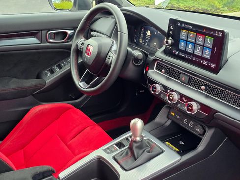 Used 2025 Honda Civic Type R image 26