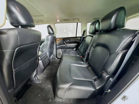 Used 2022 Nissan Armada SL image 30