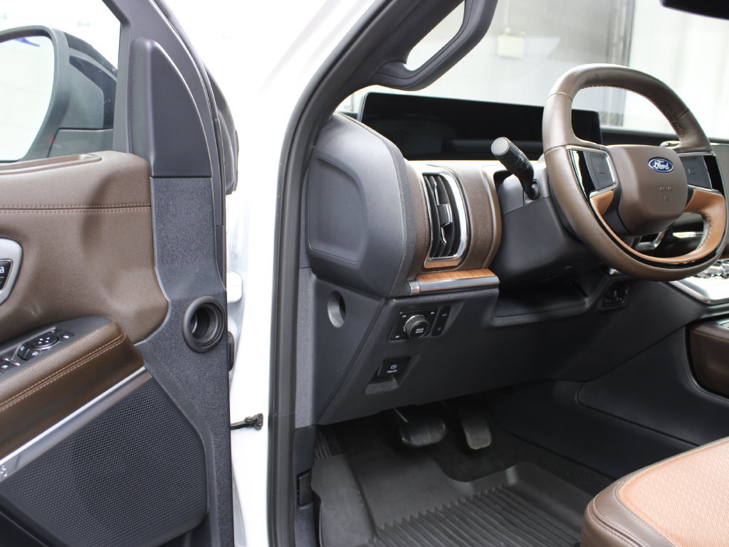 Used 2025 Ford Expedition King Ranch AWD/4WD image 65