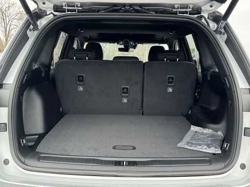 New 2026 Jeep Grand Cherokee Laredo X AWD/4WD image 18