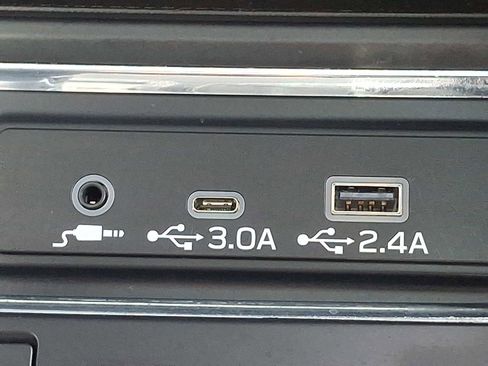 Used 2024 Subaru Ascent Onyx Edition image 25