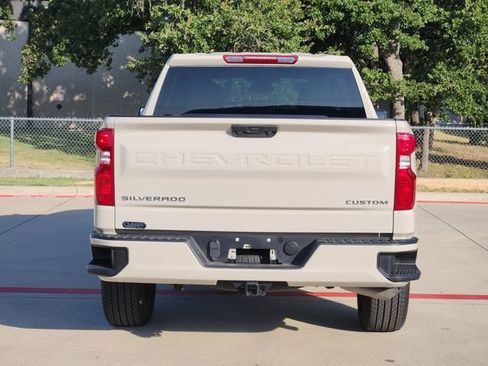 Used 2026 Chevrolet Silverado 1500 Custom RWD image 14
