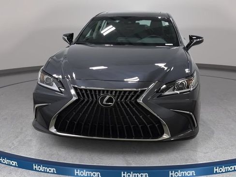 Used 2025 Lexus ES 350 w/ Premium Package FWD image 3