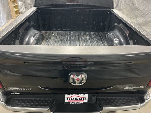 Used 2021 RAM 1500 Big Horn AWD/4WD image 5