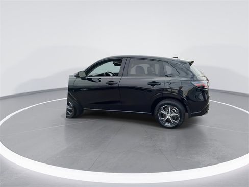 Used 2023 Honda HR-V EX-L image 8