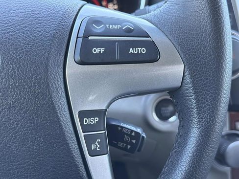 Used 2013 Toyota Highlander Limited image 21