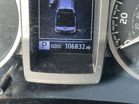 Used 2019 Toyota Tacoma SR5 RWD image 13