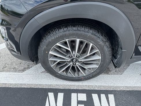 Used 2019 Hyundai Tucson Limited w/ Cargo Package FWD image 9