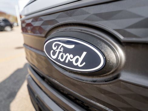 New 2025 Ford F150 Lightning Lariat image 45