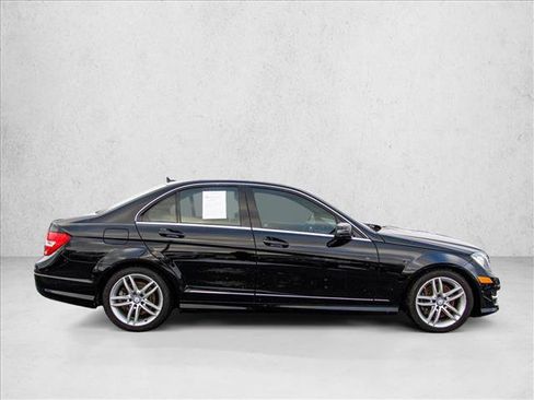 Used 2014 Mercedes-Benz C 300 Sport image 4
